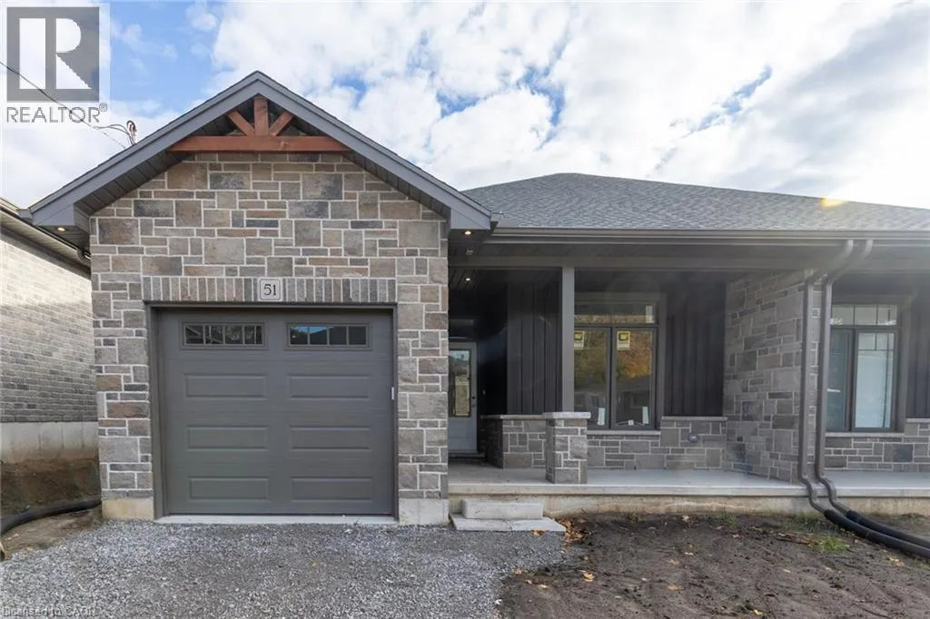 House for rent: 51 Norfolk Street, Waterford, Ontario N0E 1Y0