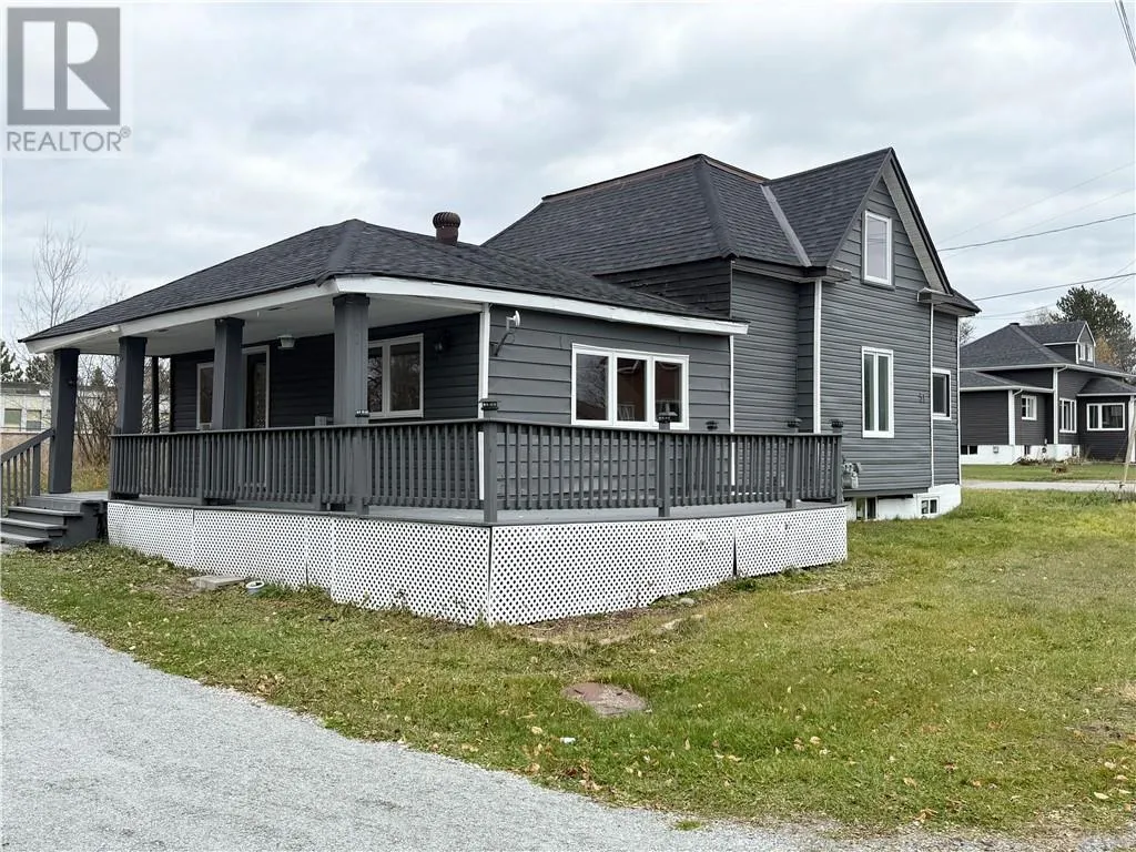 House for rent: 51 Stanhope Avenue, Warren, Ontario P0M 2N0