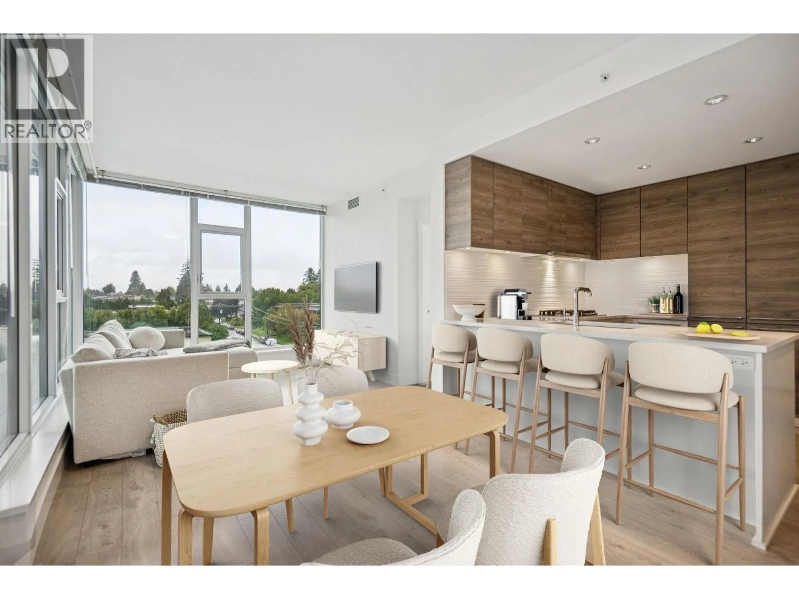 Apartment for rent: 510 7358 Edmonds Street, Burnaby, British Columbia V3N 0H1