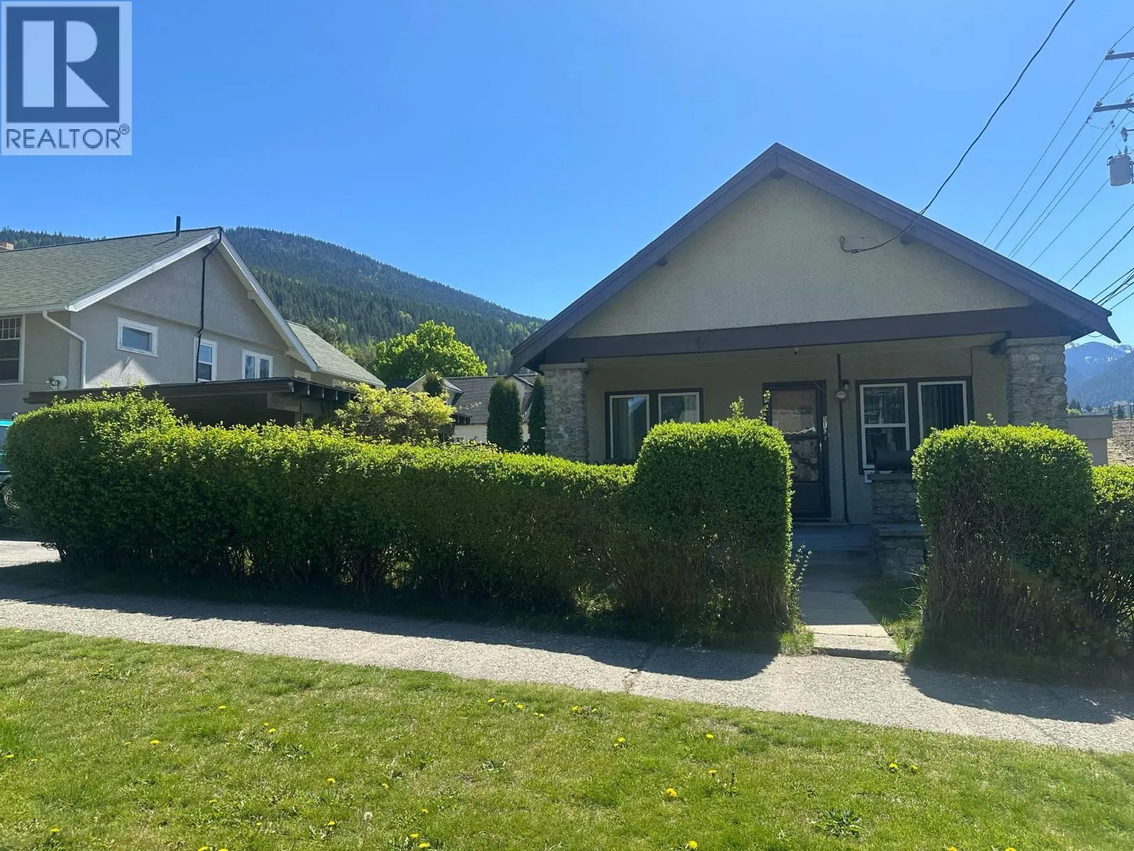 House for rent: 510 Kokanee Avenue, Nelson, British Columbia V1L 3P1