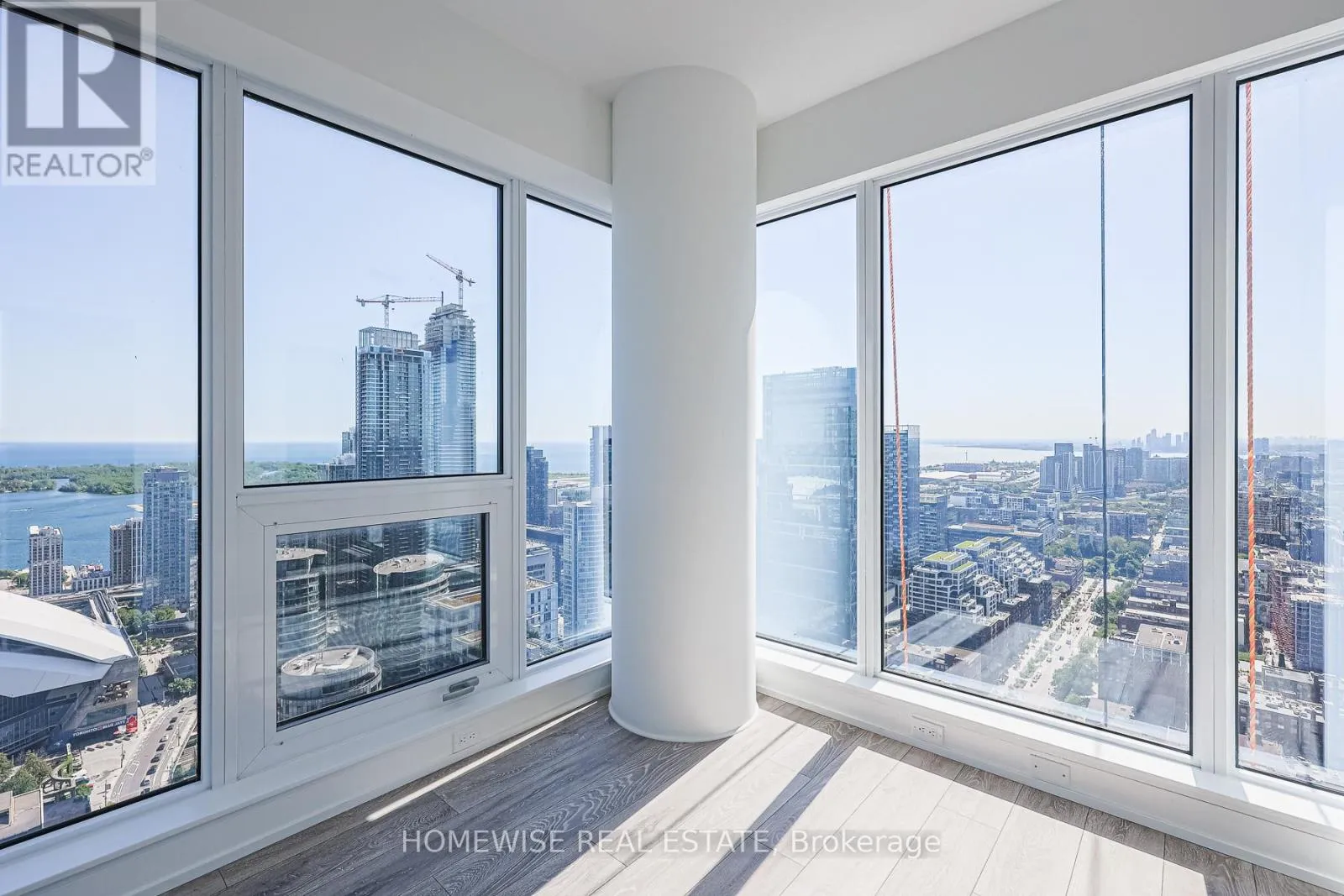 Apartment for rent: 5102 - 55 Mercer Street, Toronto, Ontario M5V 3W2