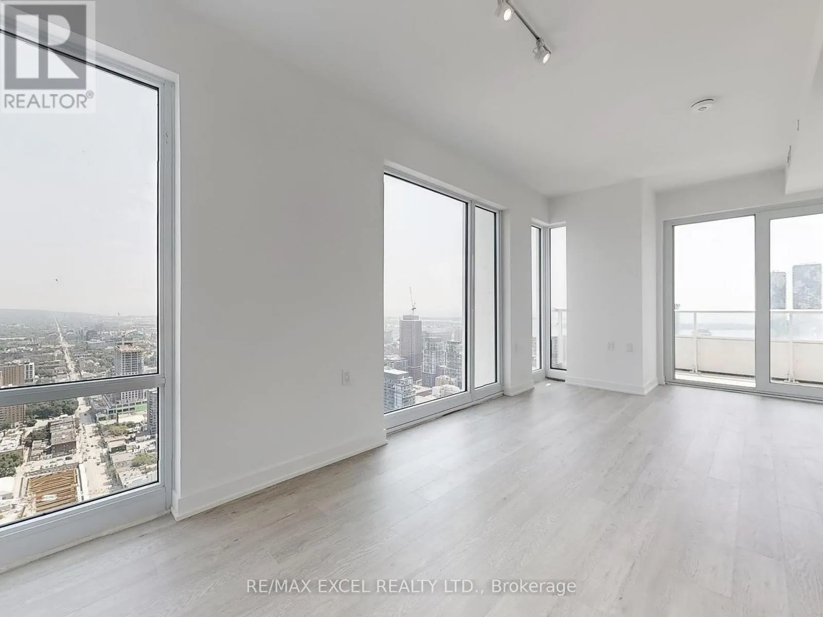 Apartment for rent: 5103 - 88 Queen Street E, Toronto, Ontario M5C 0B6