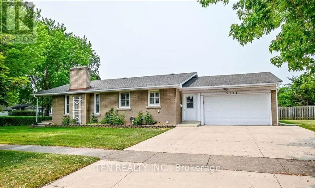 House for rent: 5103 Upper Duke Avenue, Niagara Falls, Ontario L2E 5B6