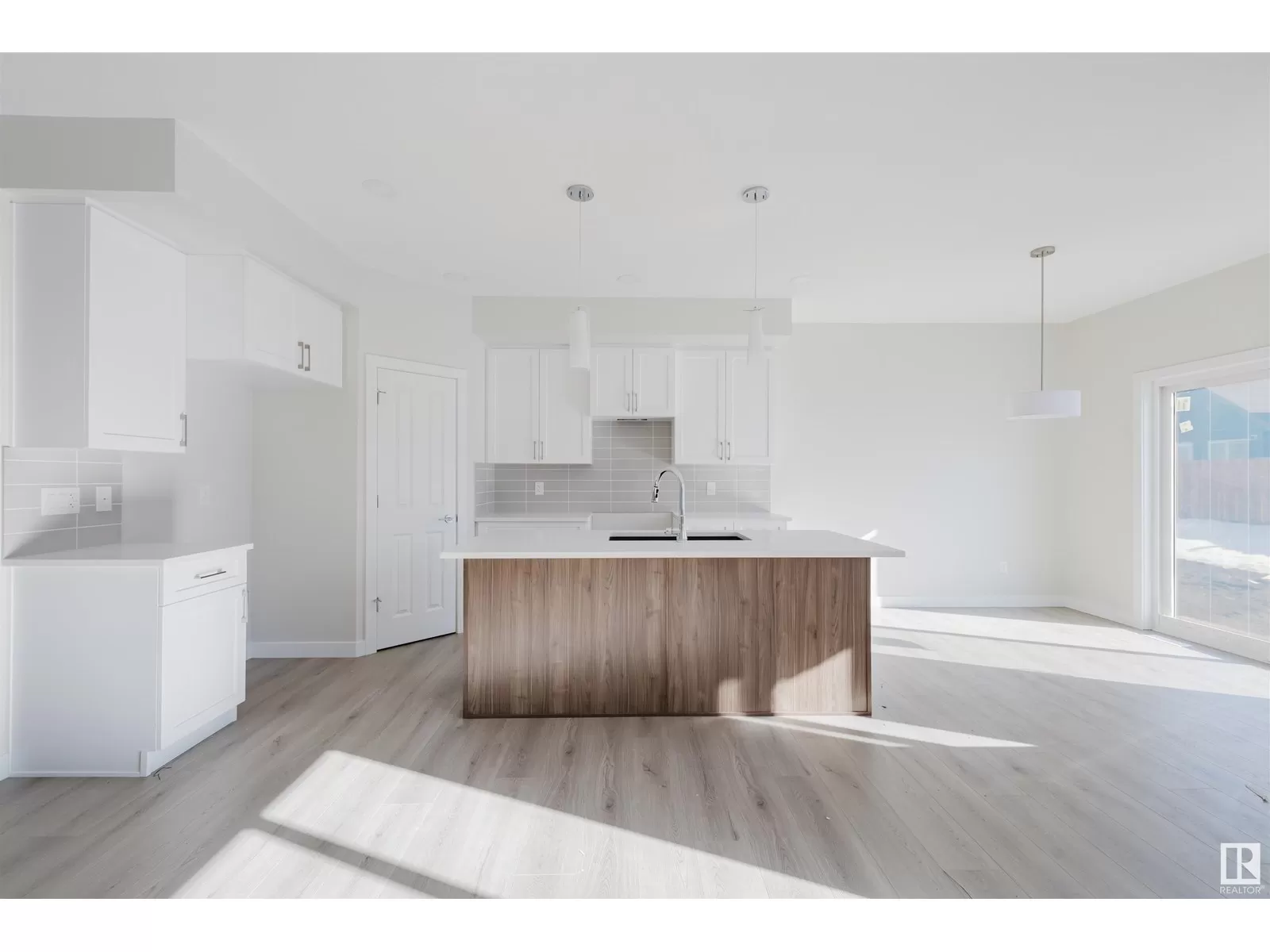 House for rent: 5107 71 St, Beaumont, Alberta T4X 3E5