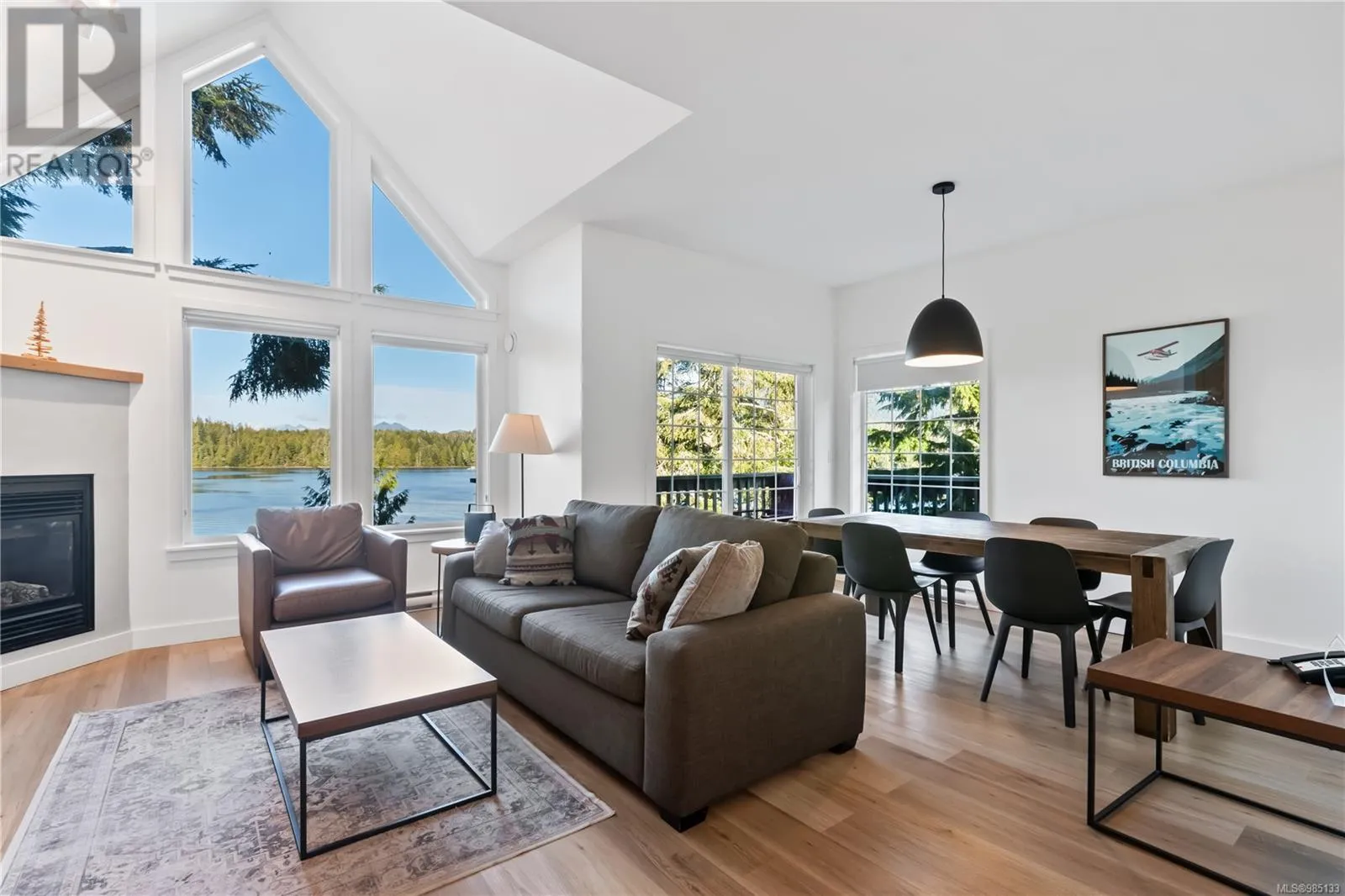 Apartment for rent: 511 1971 Harbour Dr, Ucluelet, British Columbia V0R 3A0