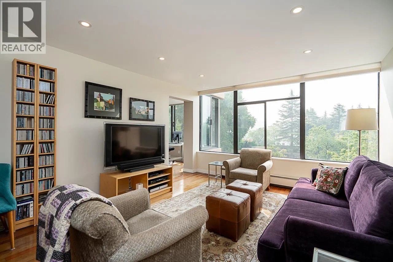 Apartment for rent: 511 2101 Mcmullen Avenue, Vancouver, British Columbia V6L 3B4