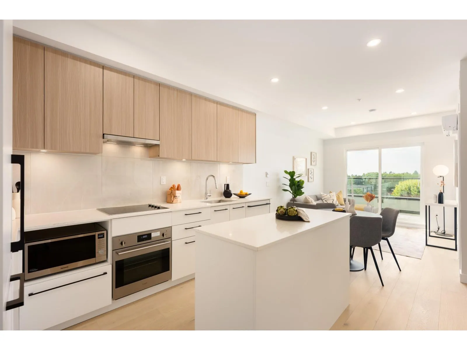 Apartment for rent: 511 5398 207 Street, Langley, British Columbia V3A 2G1