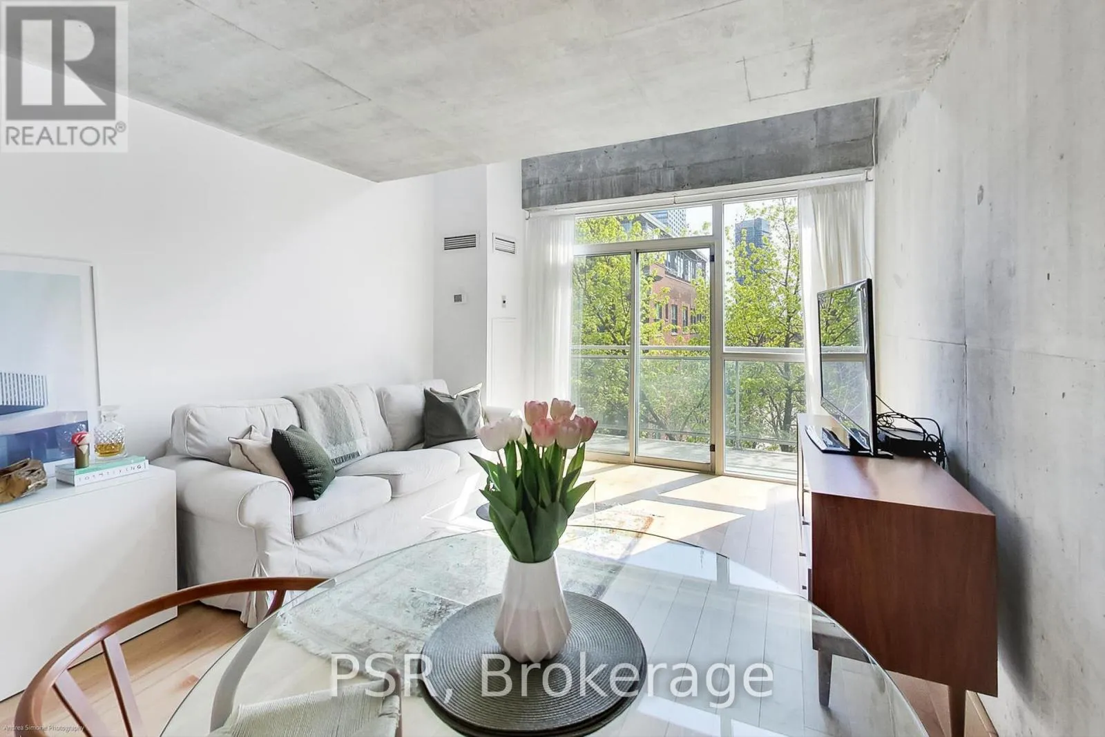 511 - 954 King Street W, Toronto, Ontario M6K 3L9