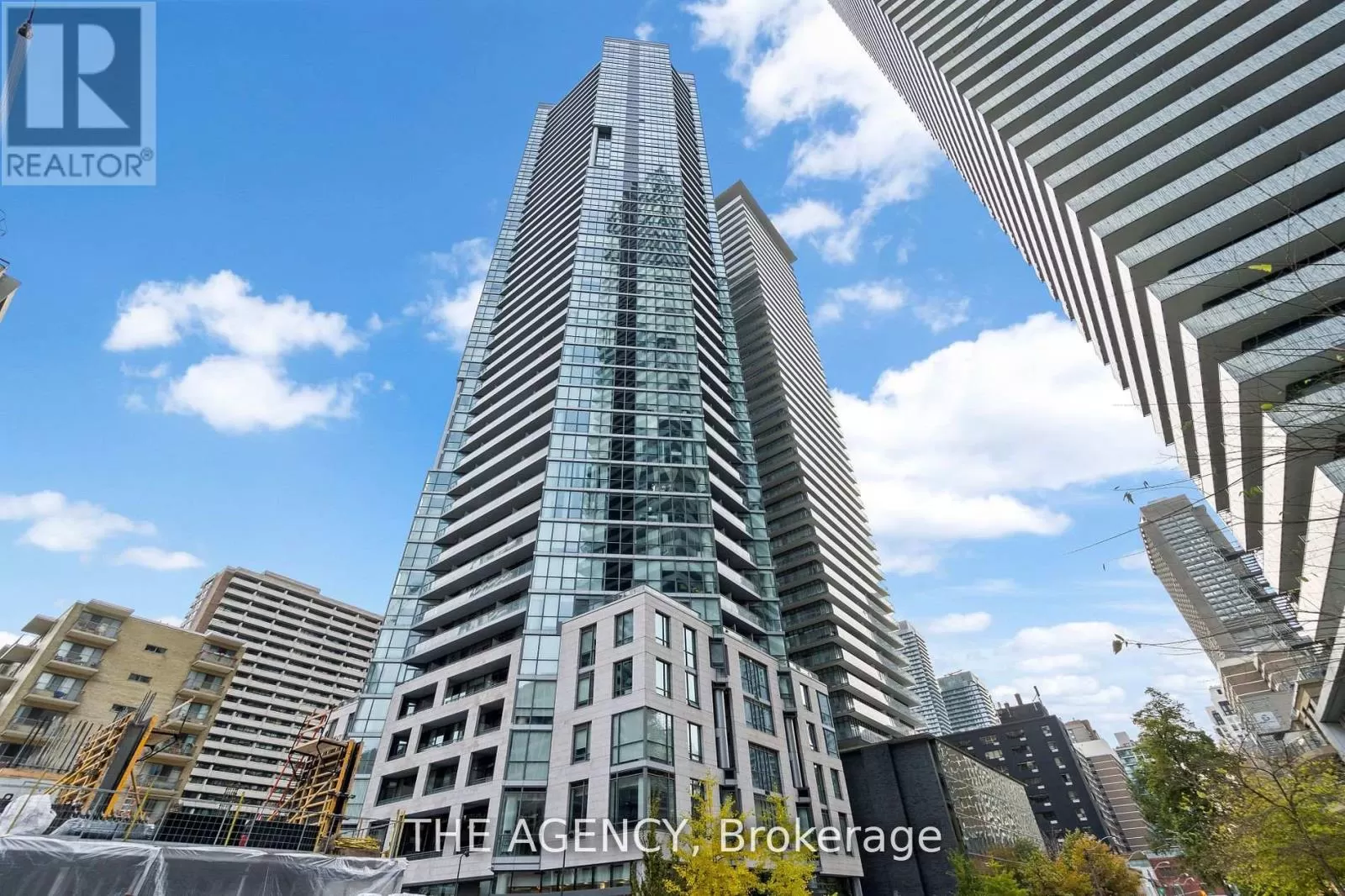 Apartment for rent: 5110 - 45 Charles Street E, Toronto, Ontario M4Y 1S2