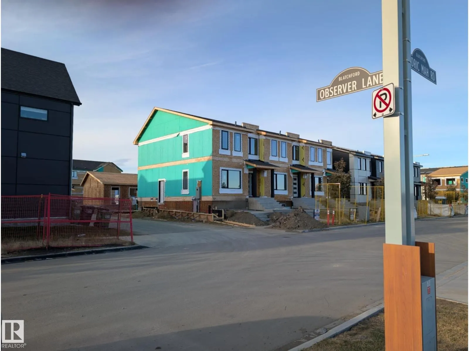 Row / Townhouse for rent: 5113 Pilot Ln Nw, Edmonton, Alberta T5G 2S5