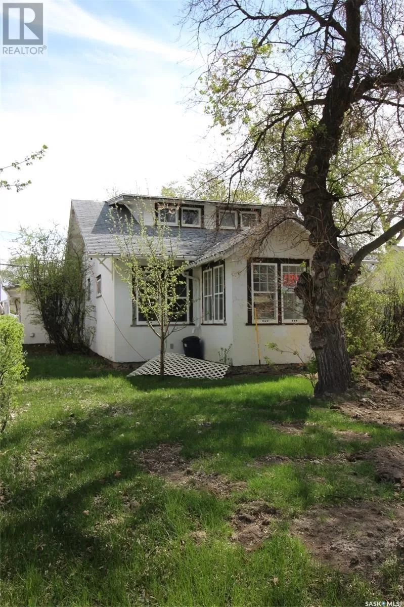 House for rent: 512 1st Street W, Shaunavon, Saskatchewan S0N 2M0