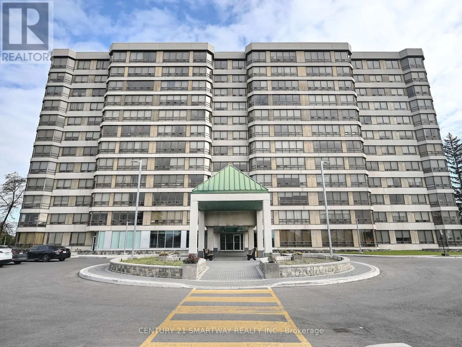 Apartment for rent: 512 - 320 Mill Street S, Brampton, Ontario L6Y 3V2