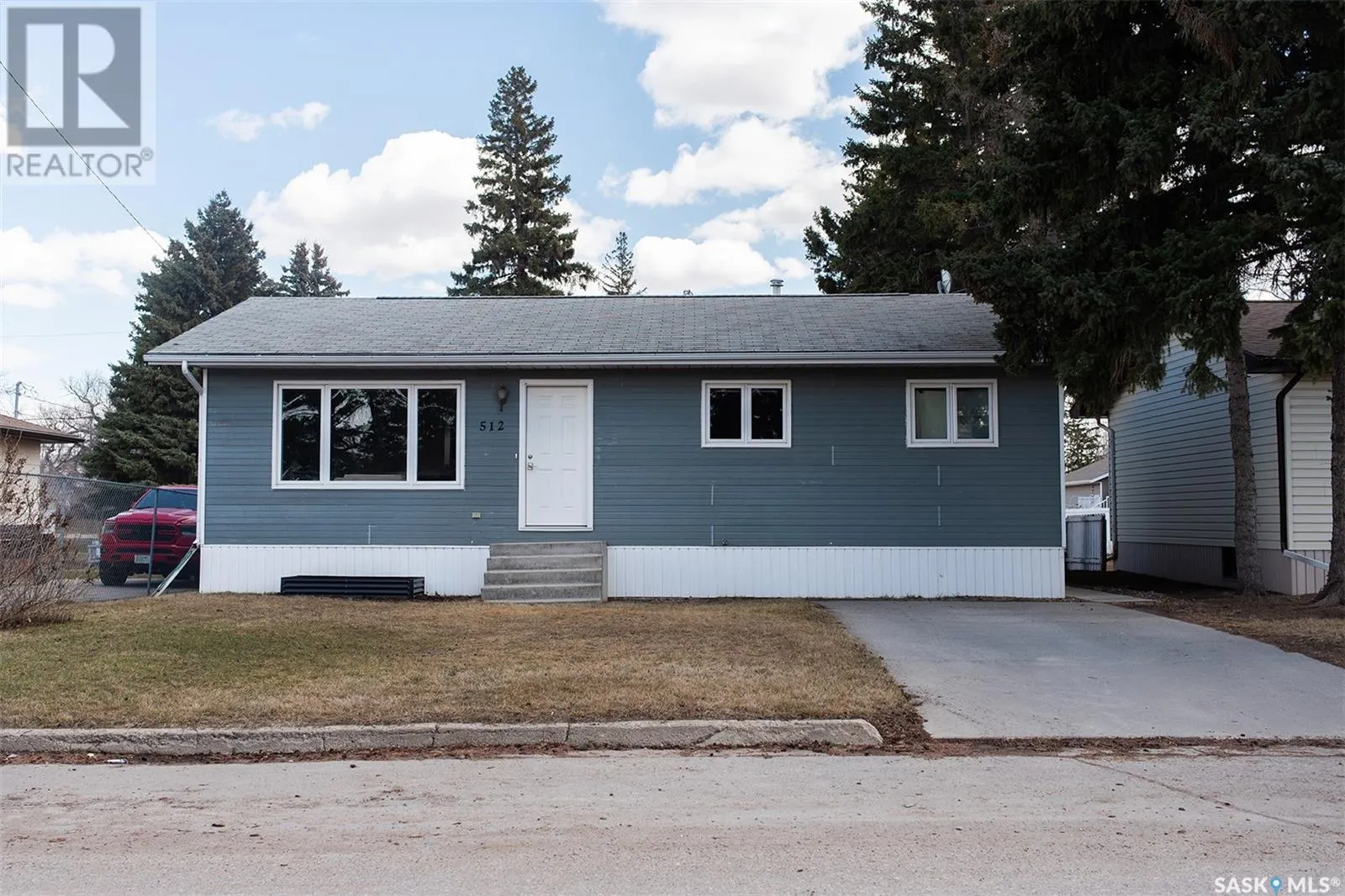 House for rent: 512 4th Street E, Wynyard, Saskatchewan S0A 4T0