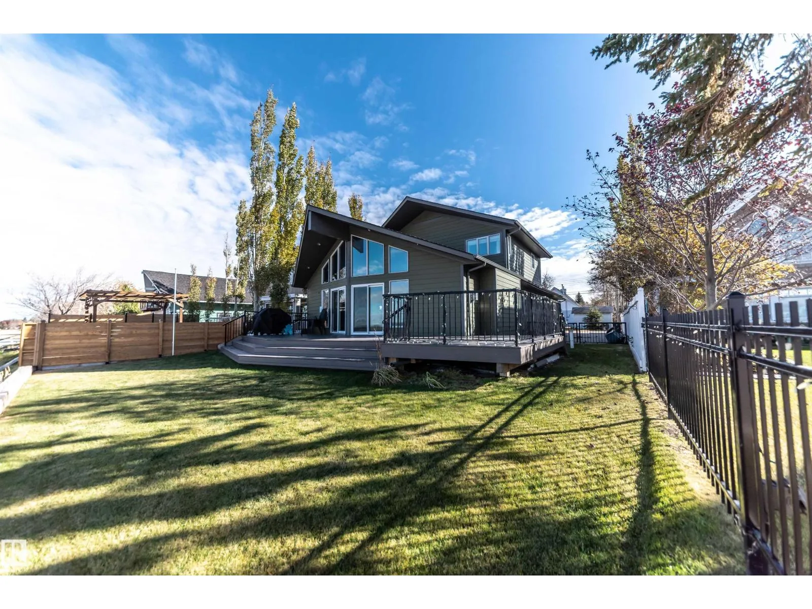 House for rent: 5123 51 Av, Rural Lac Ste. Anne County, Alberta T0E 0A0