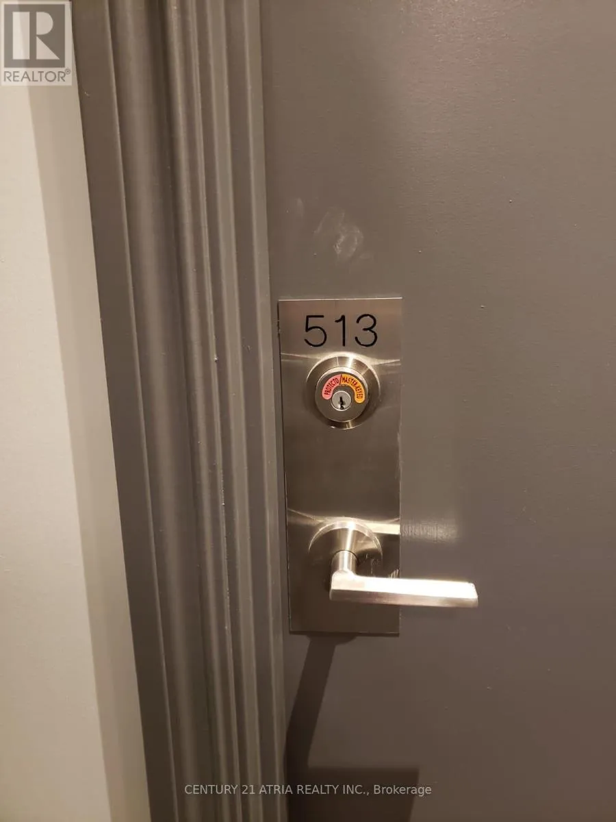 Apartment for rent: 513 - 11611 Yonge Street, Richmond Hill, Ontario L4E 3N8