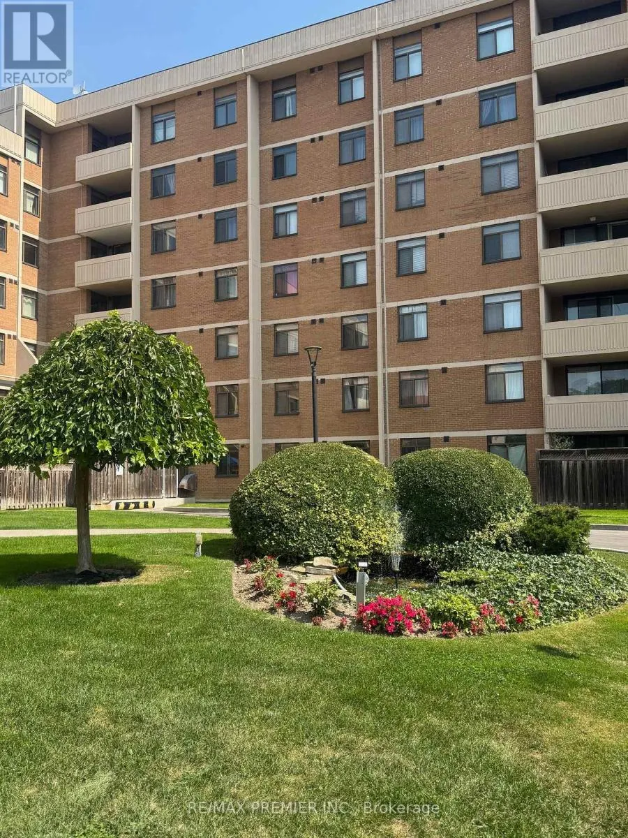 Apartment for rent: 513 - 2645 Jane Street, Toronto, Ontario M3L 2J3