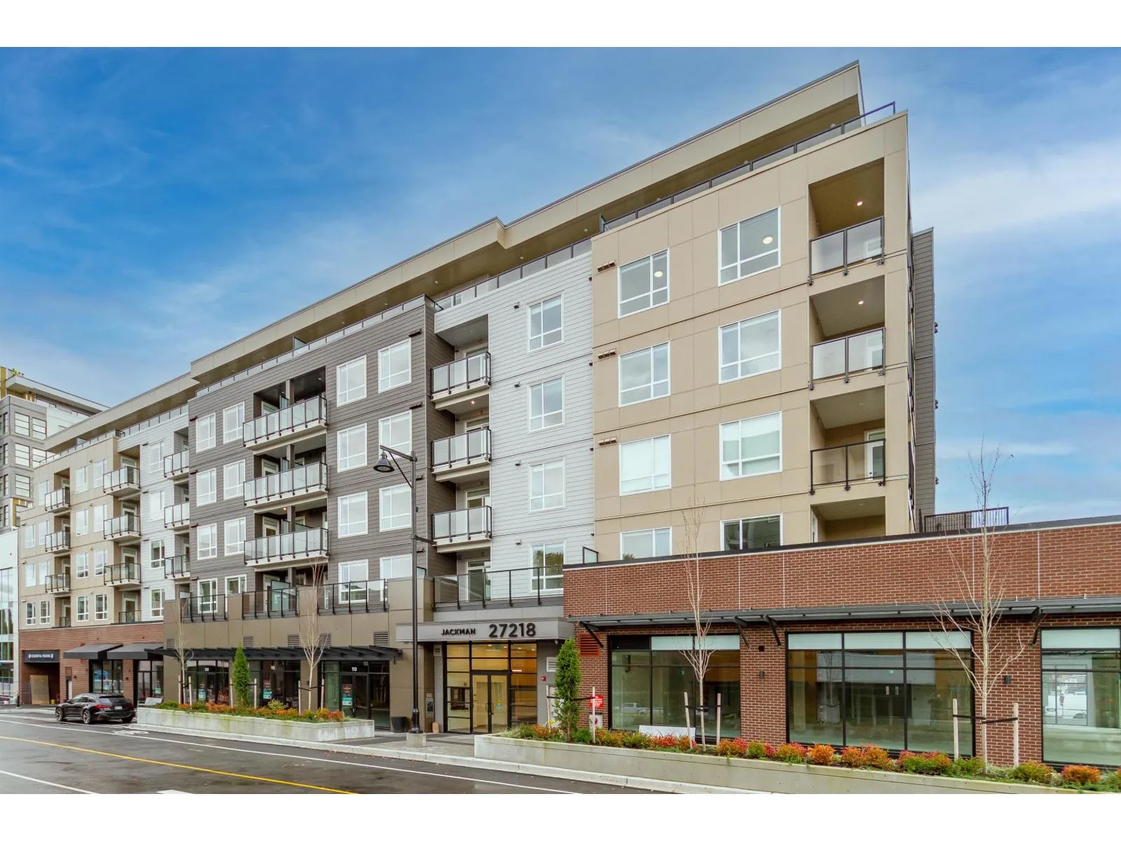 Apartment for rent: 513 27218 Aldergrove Town Centre Drive, Langley, British Columbia V4W 0E4