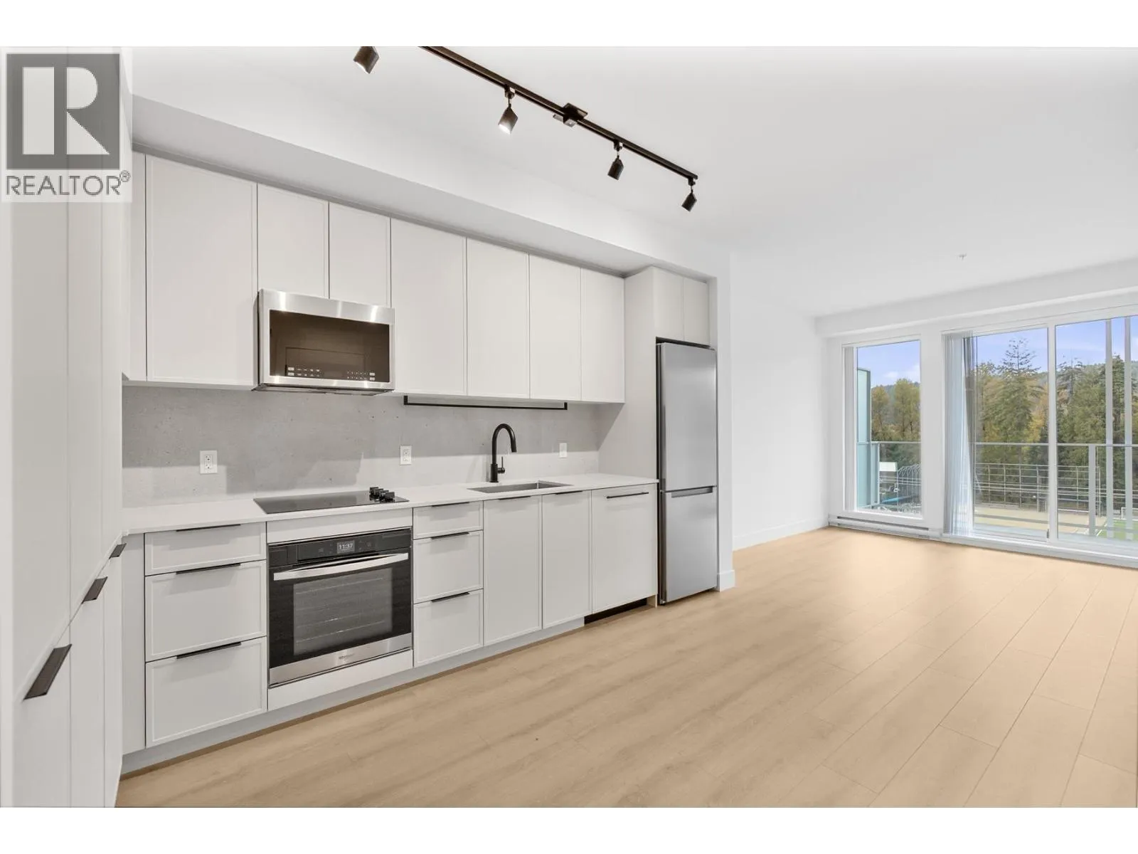 Apartment for rent: 513 3075 Murray Street, Port Moody, British Columbia V3H 0N9