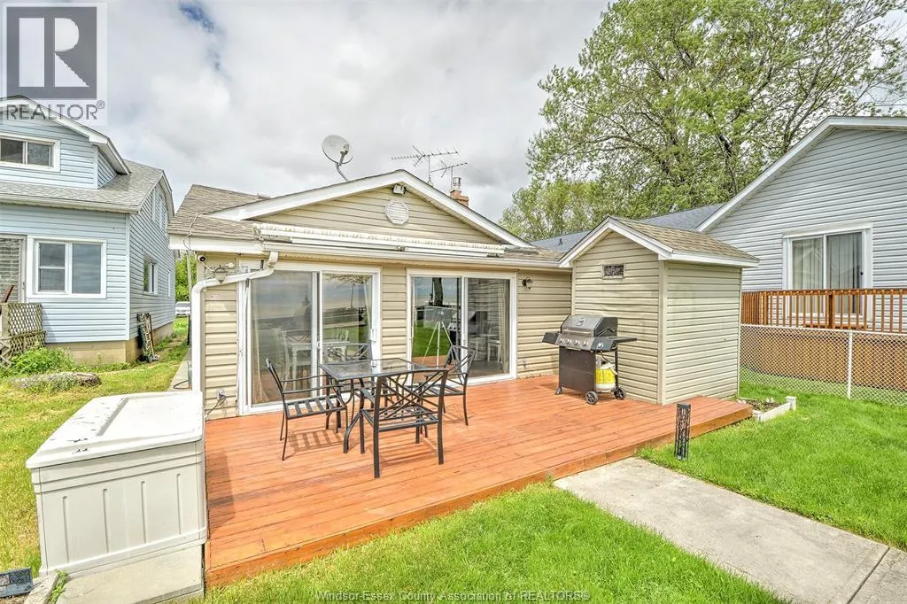 House for rent: 515 Lypps Beach, Colchester, Ontario N0R 1G0