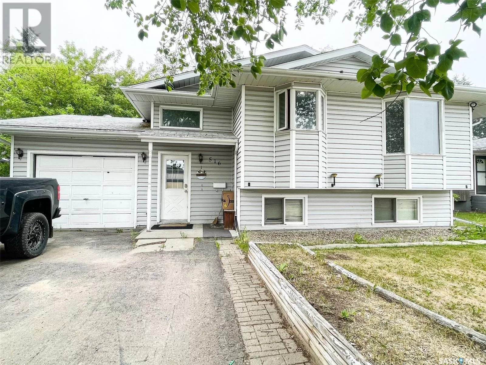 House for rent: 516 5th Avenue W, Meadow Lake, Saskatchewan S9X 1A9