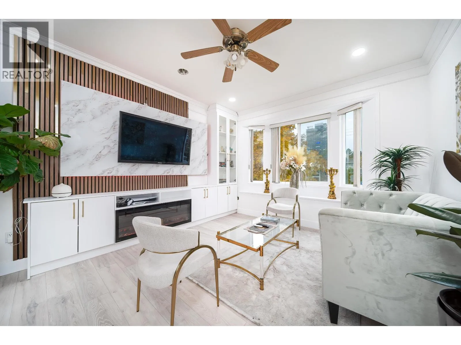 House for rent: 5174 Aberdeen Street, Vancouver, British Columbia V5R 4M3