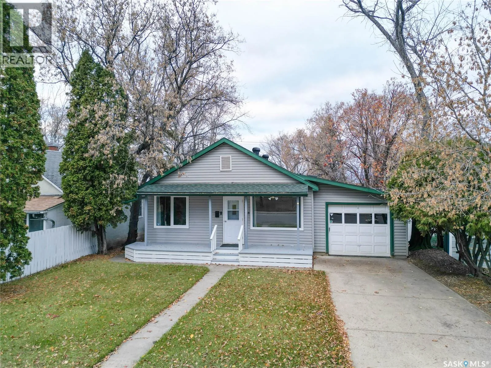 House for rent: 518 20th Street E, Prince Albert, Saskatchewan S6V 1L3