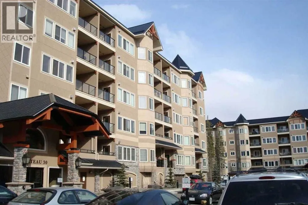 Apartment for rent: 518, 30 Discovery Ridge Close Sw, Calgary, Alberta T3H 5X5