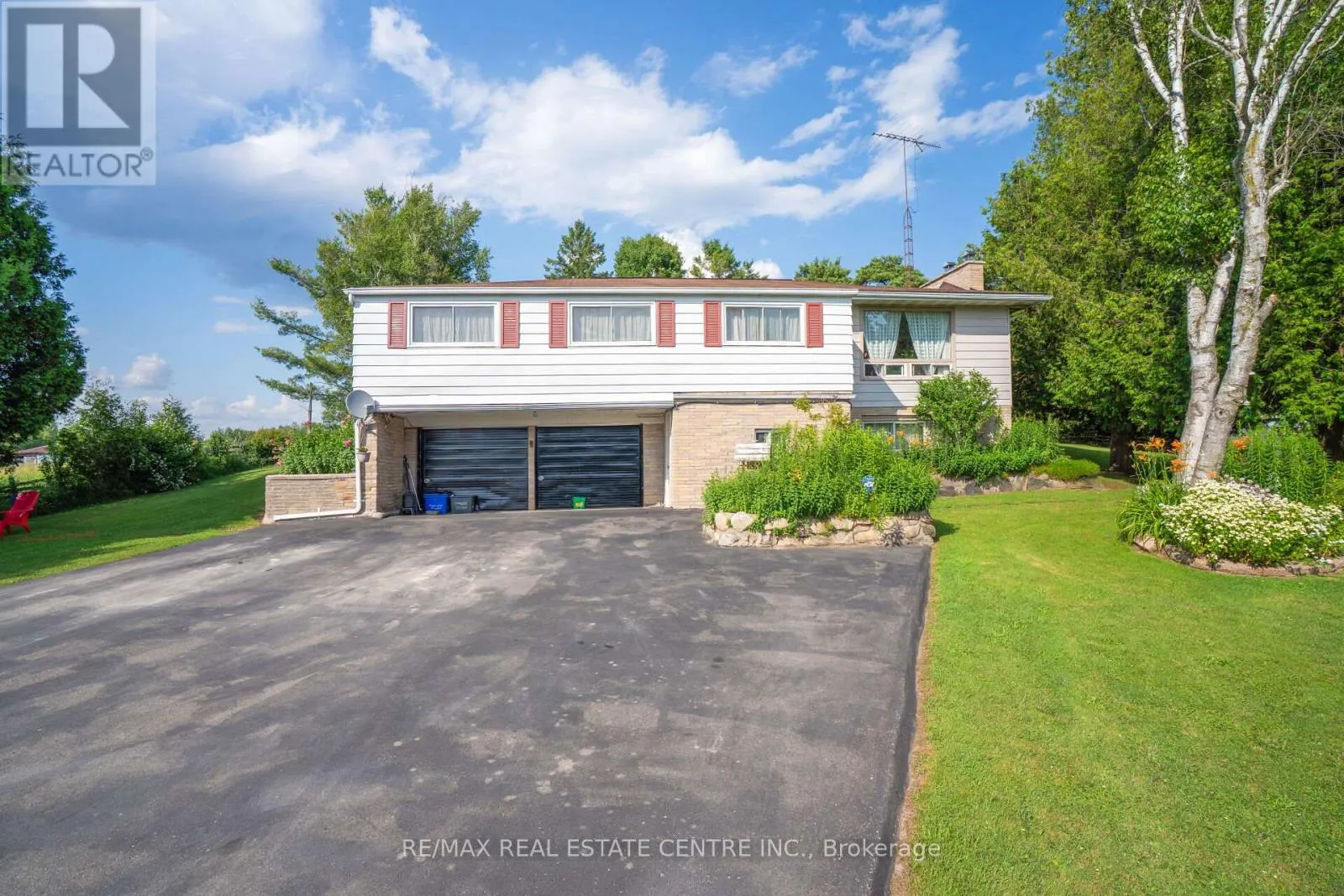 House for rent: 5183 First Line, Erin, Ontario L7J 2L9