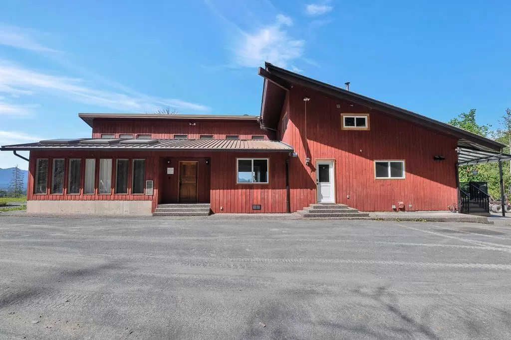 House for rent: 51860 Hack-brown Road|eastern Hillsides, Chilliwack, British Columbia V4Z 1L1