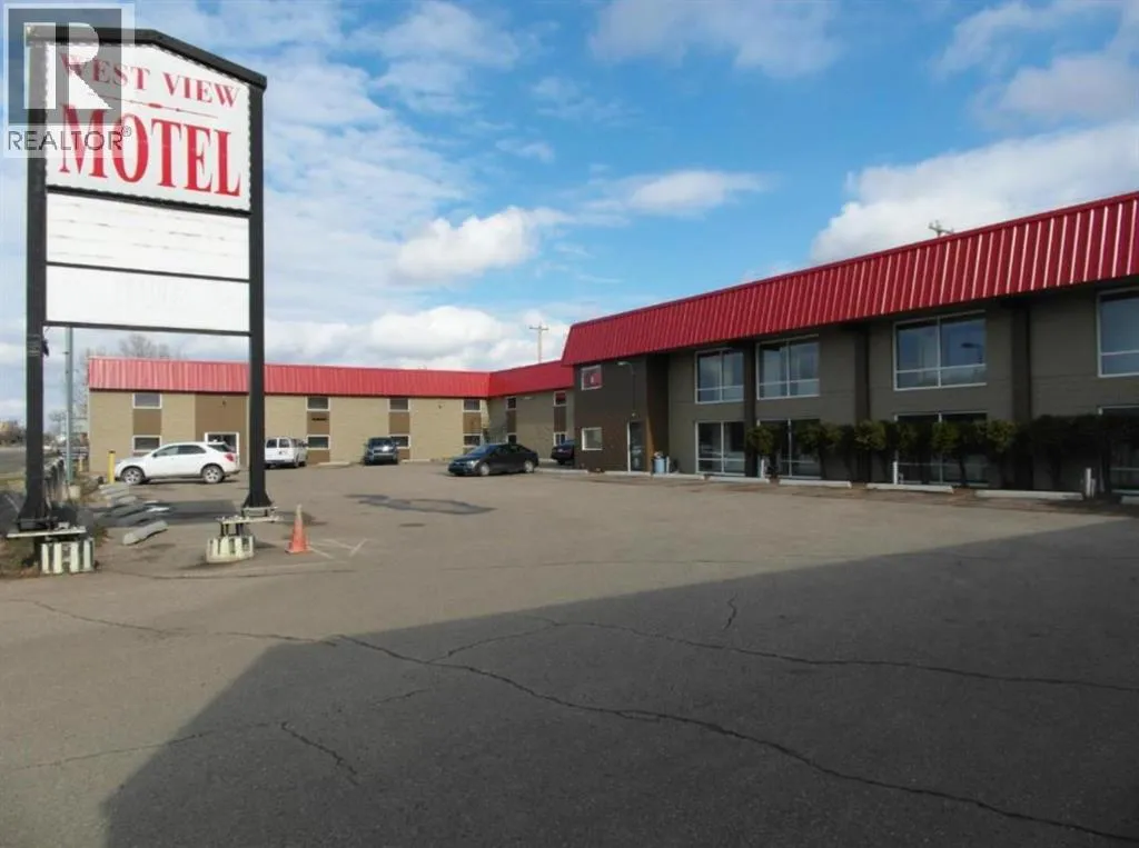 519 2 Avenue W, Hanna, Alberta T0J 1P0