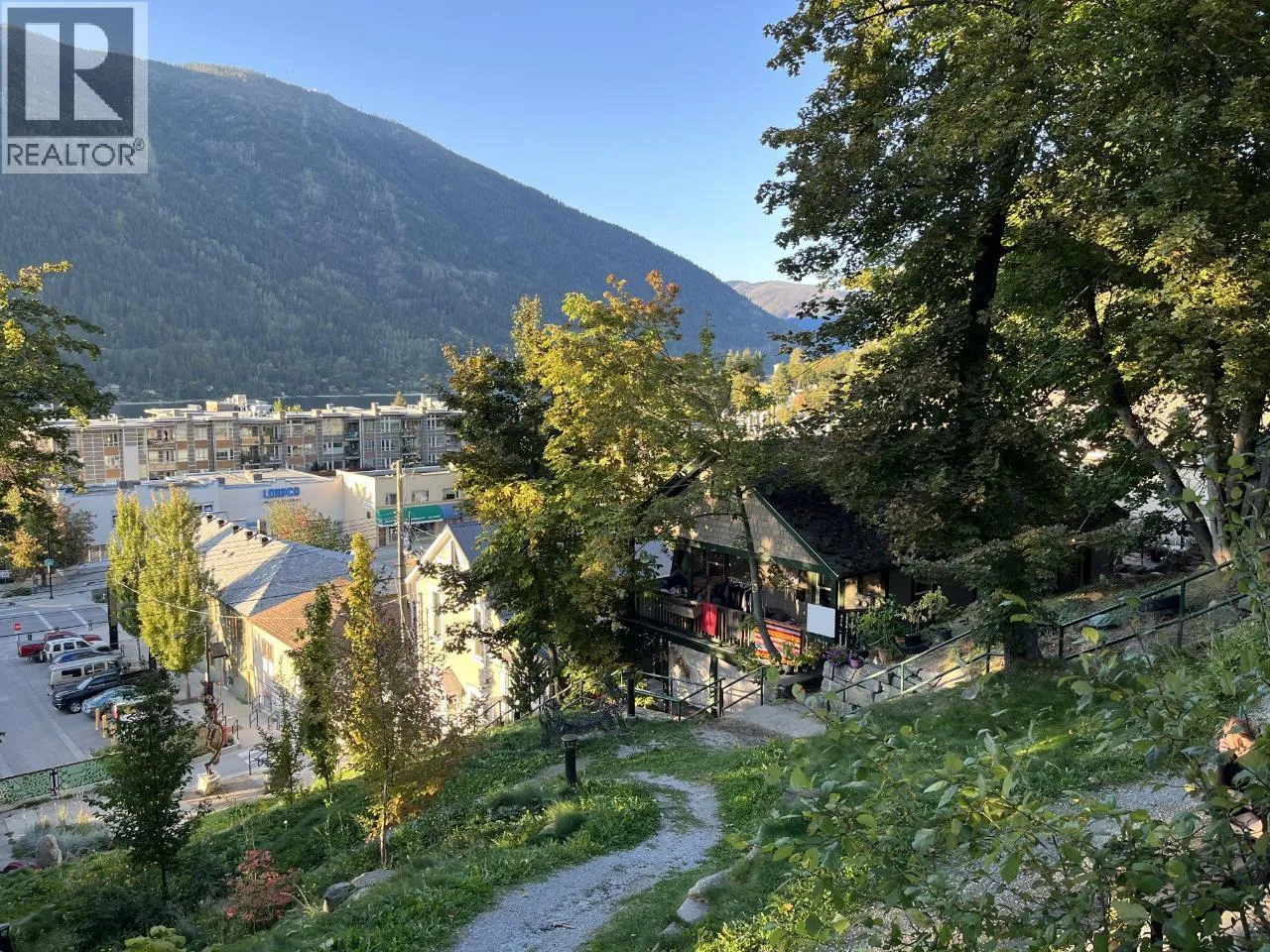 House for rent: 519 Hall Street, Nelson, British Columbia V1L 1Z1