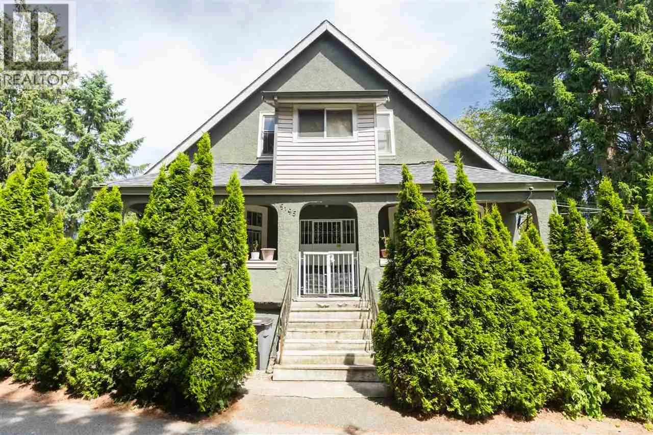 House for rent: 5195 Ruby Street, Vancouver, British Columbia V5R 4K4