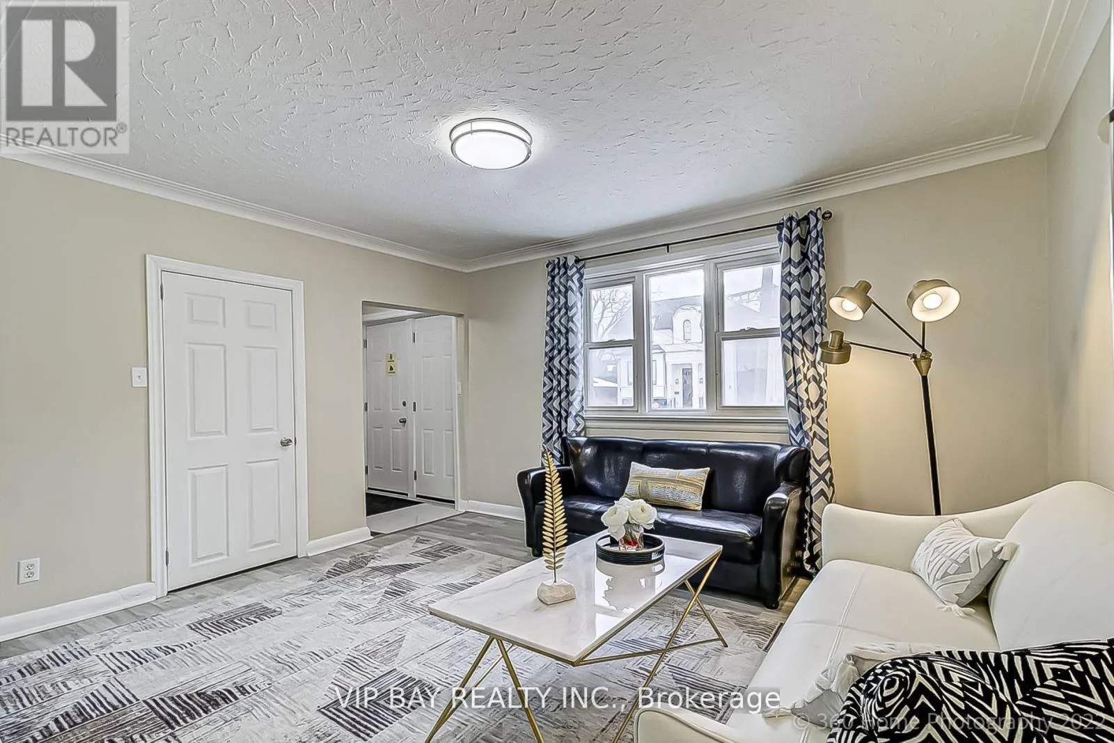 House for rent: 52 Athabaska Avenue, Toronto, Ontario M2M 2T9