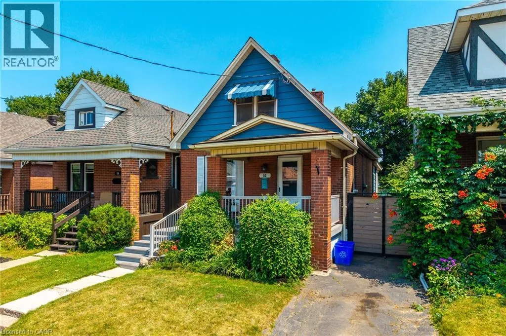 House for rent: 52 Connaught Avenue N, Hamilton, Ontario L8L 6Y8