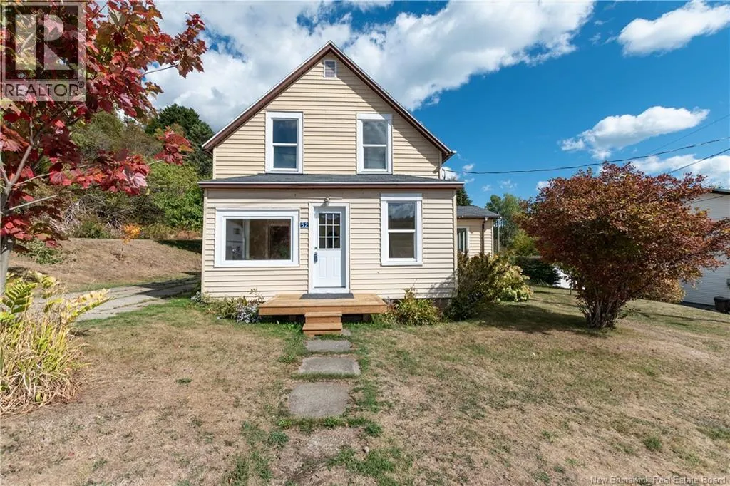 House for rent: 52 Fundy View Drive, Alma, New Brunswick E4H 1H7