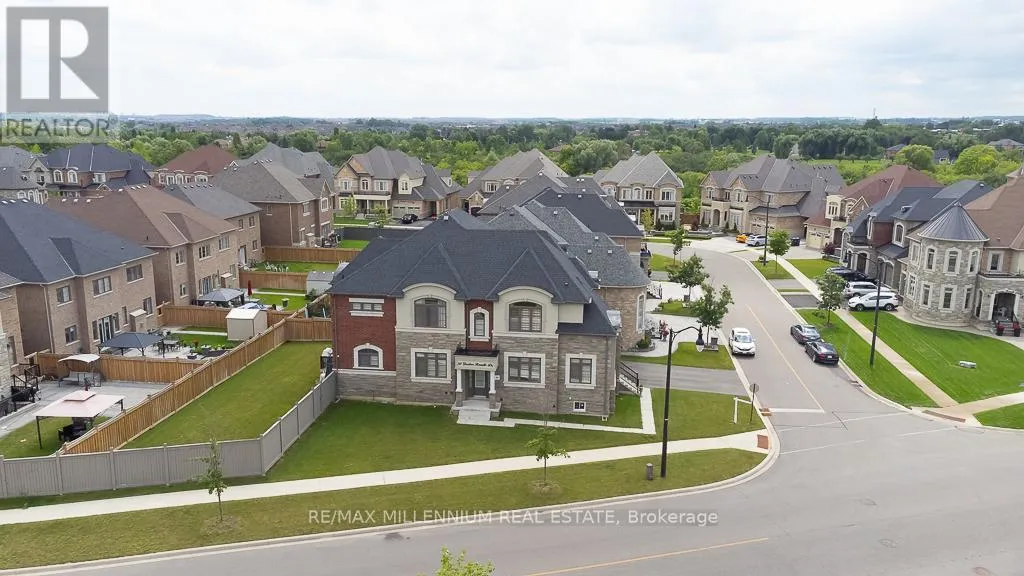 House for rent: 52 Gordon Randle Drive, Brampton, Ontario L6P 4H8