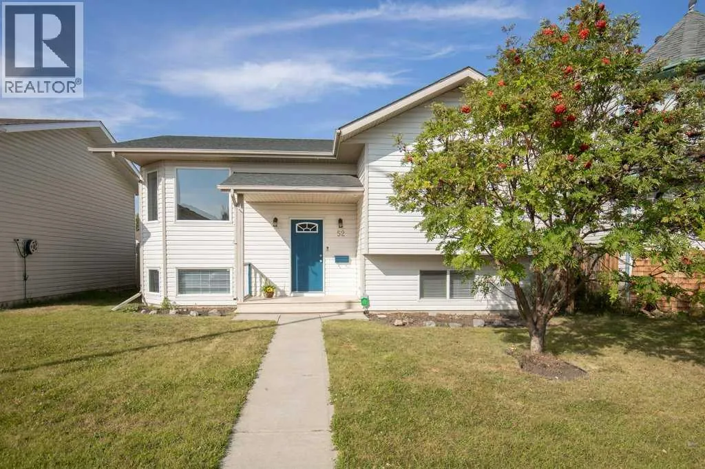 House for rent: 52 Harper Drive, Sylvan Lake, Alberta T4S 1X7