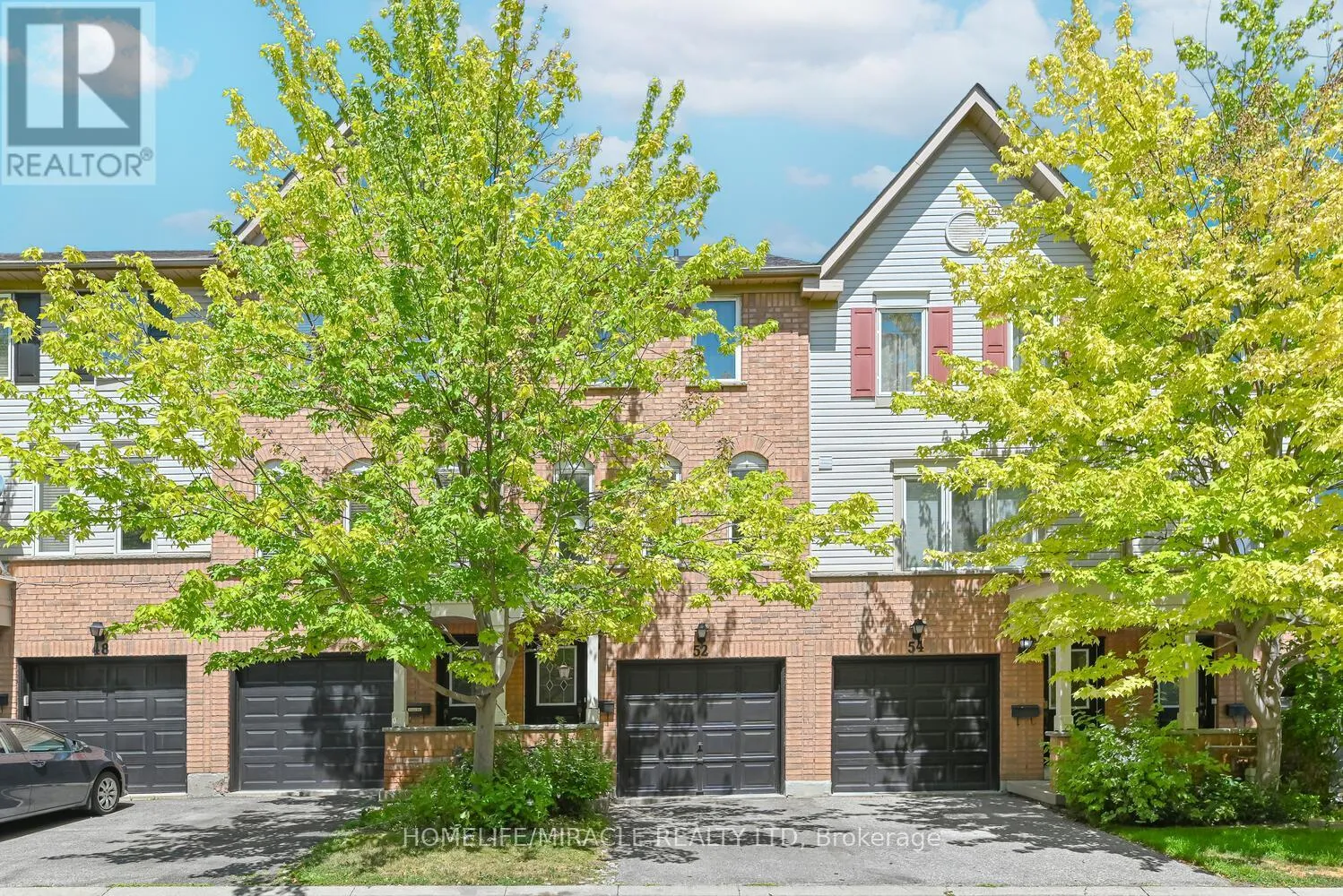 Row / Townhouse for rent: 52 Mcgonigal Lane, Ajax, Ontario L1T 4G9