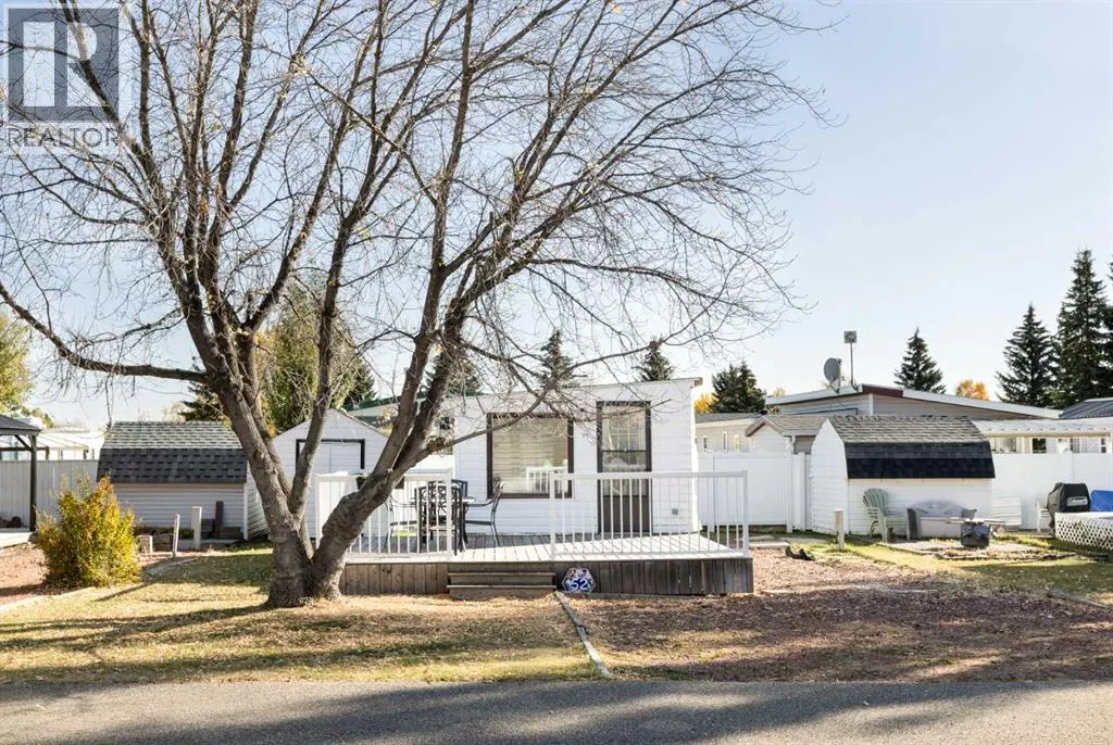 52 Points West Resort, Sylvan Lake, Alberta T4S 1T3