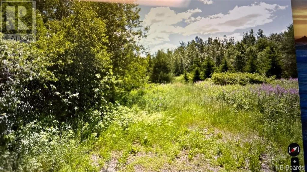 52 Rue Temis, Saint-Jacques, New Brunswick E7B 1J3