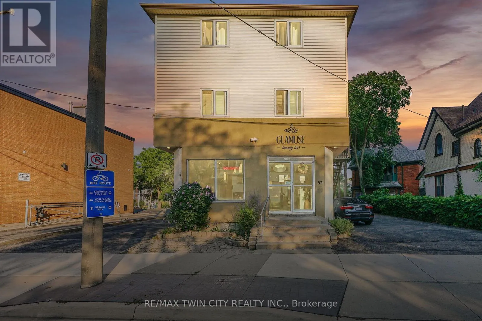 52 Water Street N, Kitchener, Ontario N2H 5A8