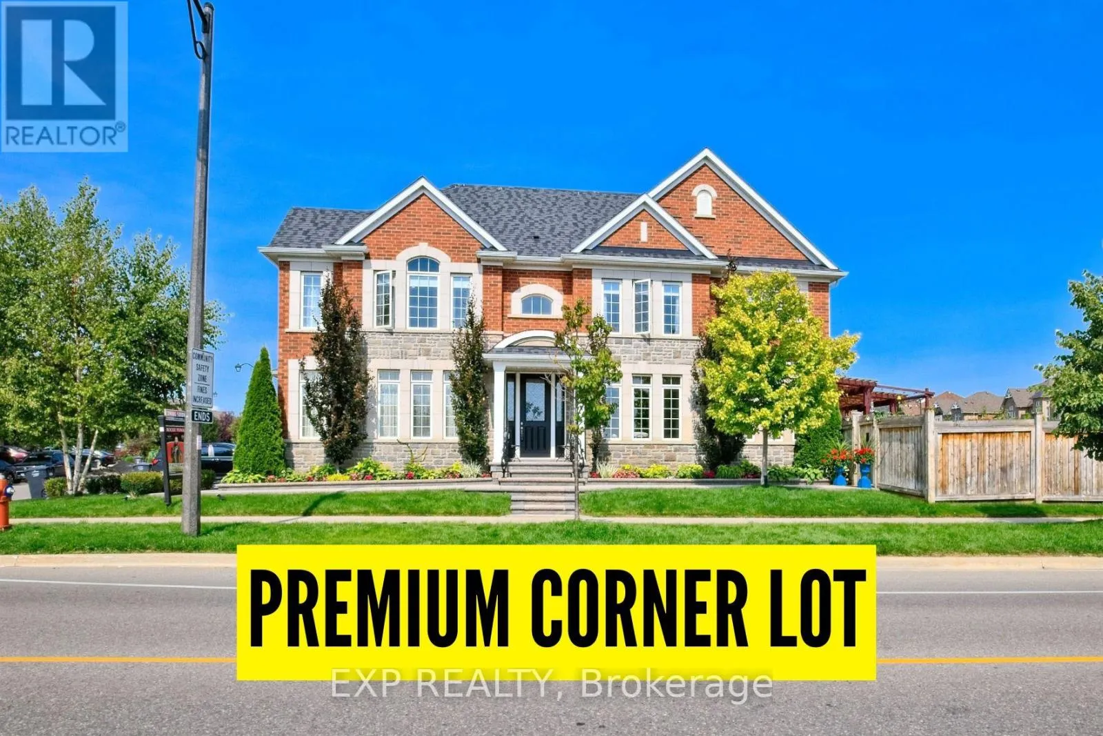 House for rent: 520 Dougall Avenue E, Caledon, Ontario L7C 3Y8