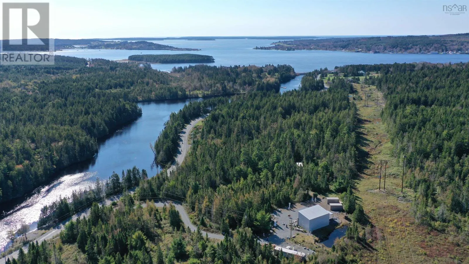 House for rent: 520 Indian Path Road, East Lahave, Nova Scotia B4V 0V8