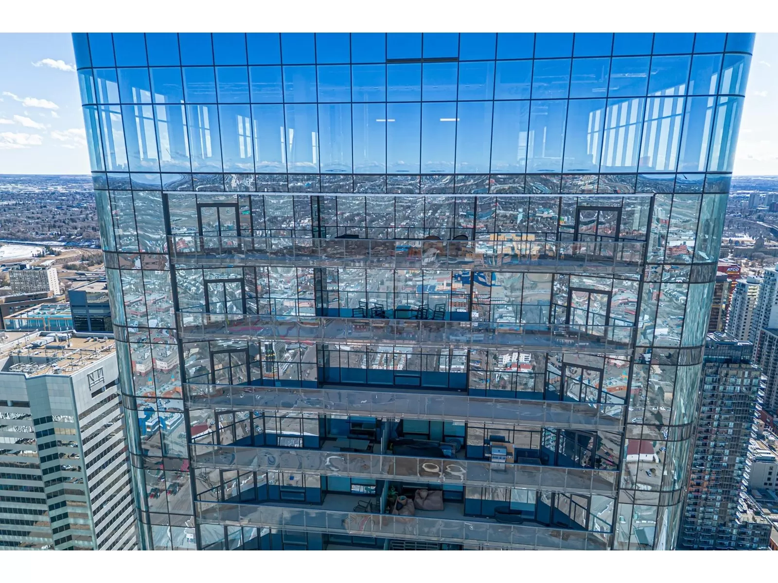 Apartment for rent: #5201 10360 102 St Nw Nw, Edmonton, Alberta T5J 0K6