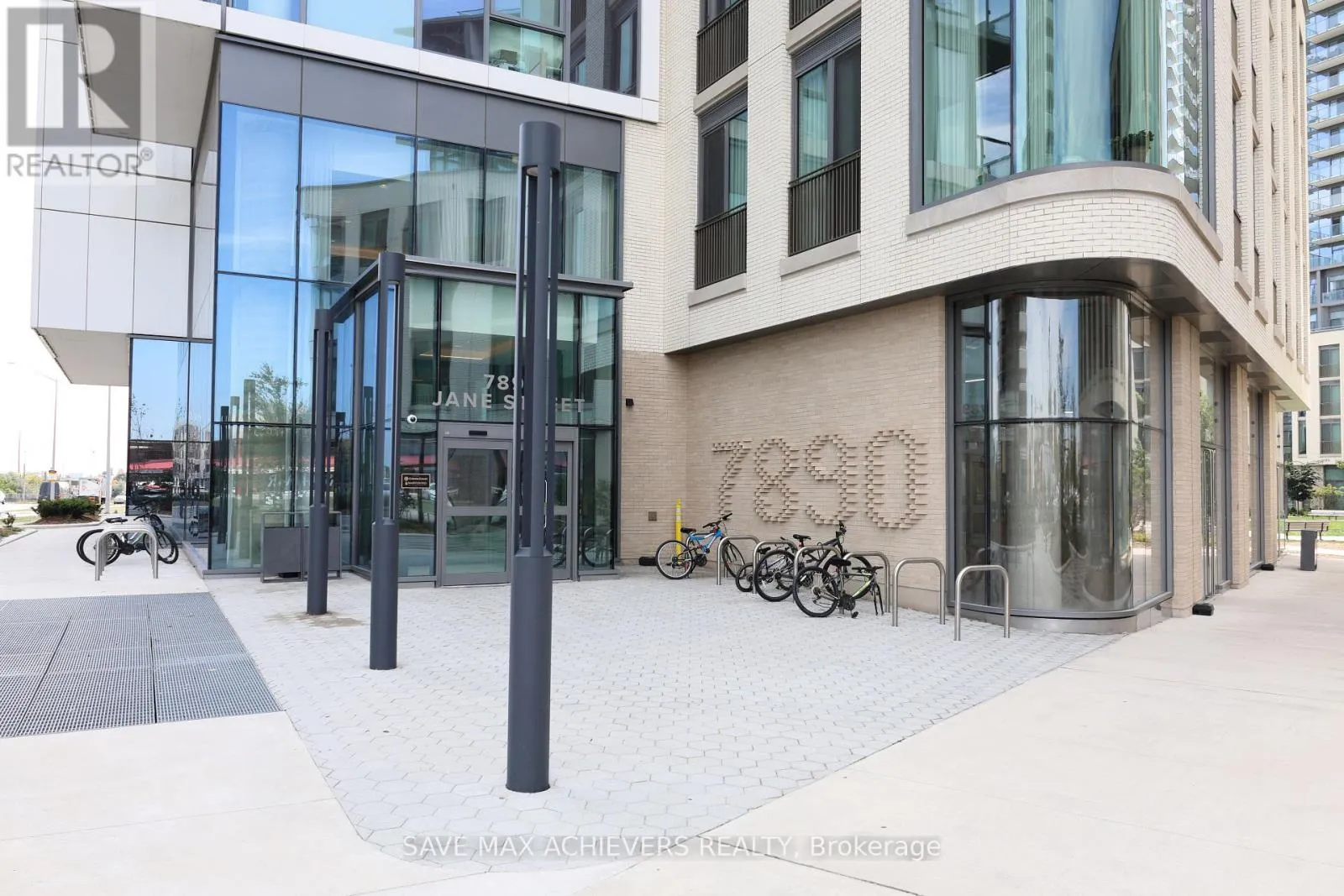 Apartment for rent: 5201 - 7890 Jane Street, Vaughan, Ontario L4K 0K9