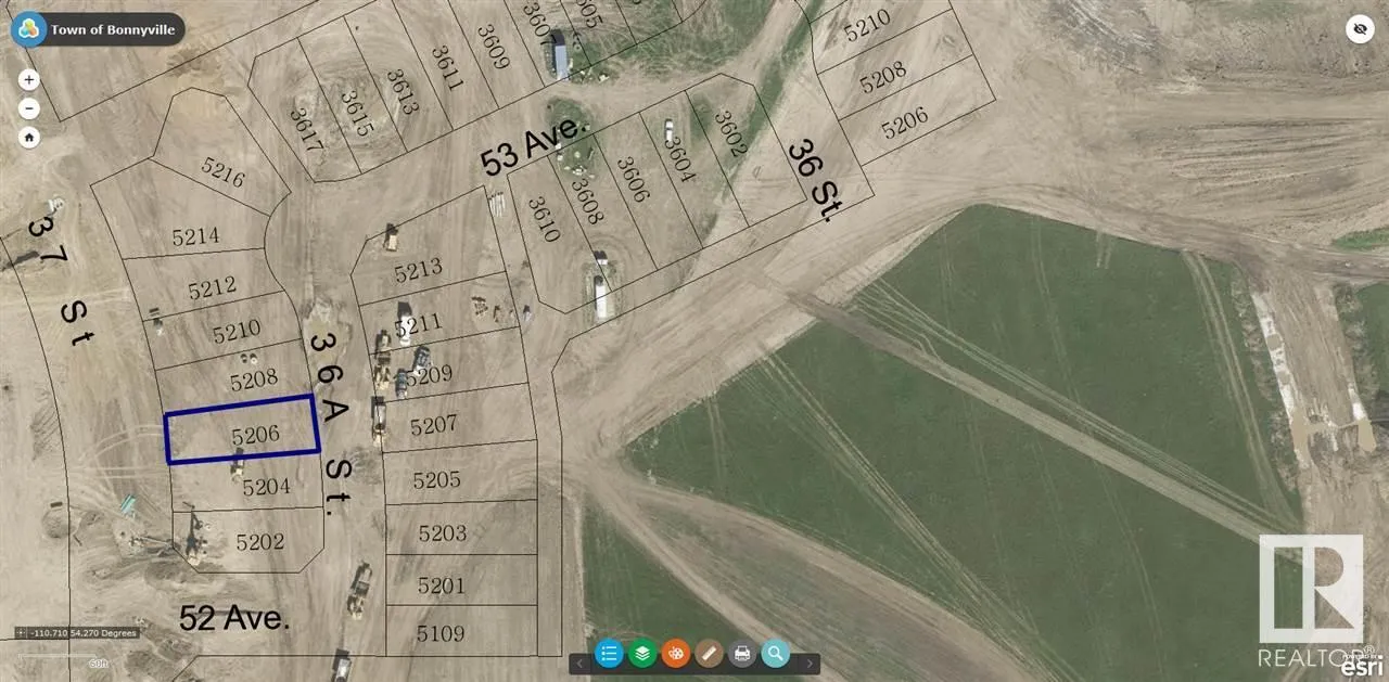 No Building for rent: 5206 36a St, Bonnyville Town, Alberta T9N 0G4