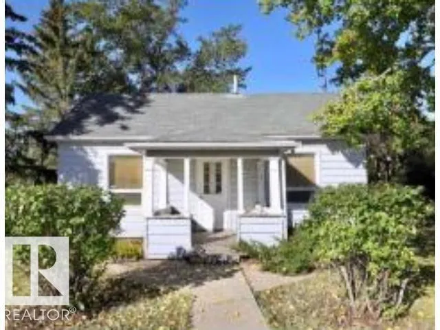 House for rent: 5208 51st St, Strome, Alberta T0B 4H0