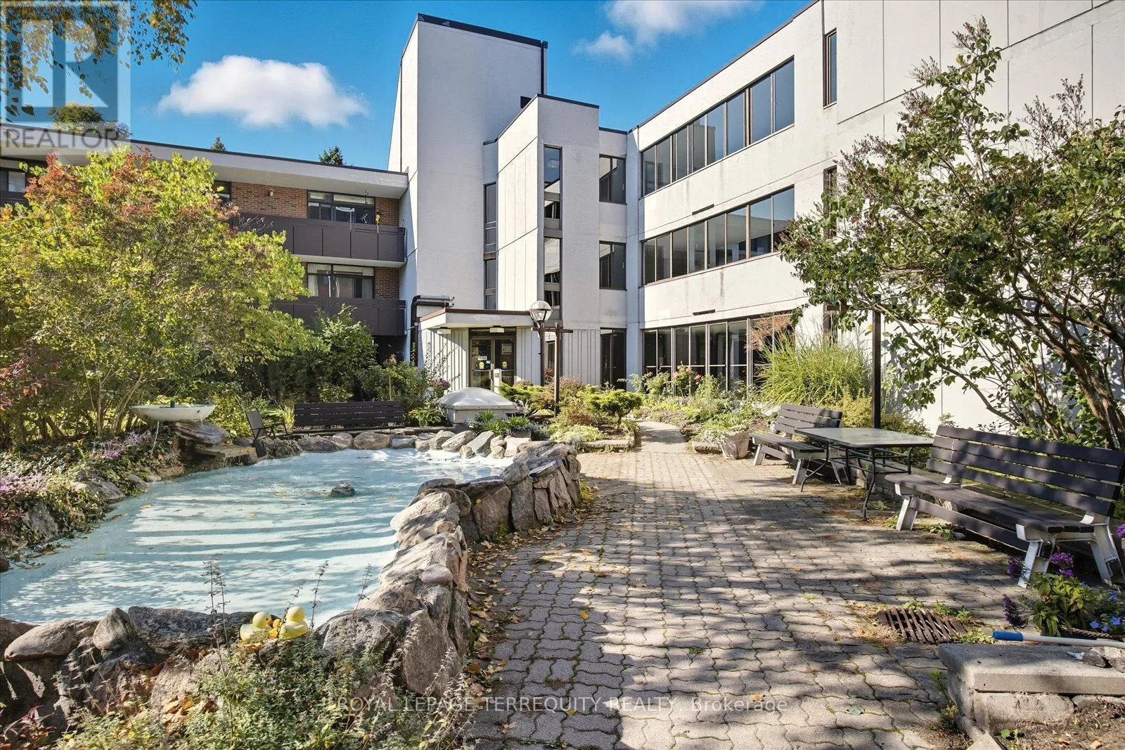 Apartment for rent: 5-209 - 50 Old Kingston Road, Toronto, Ontario M1E 3J5