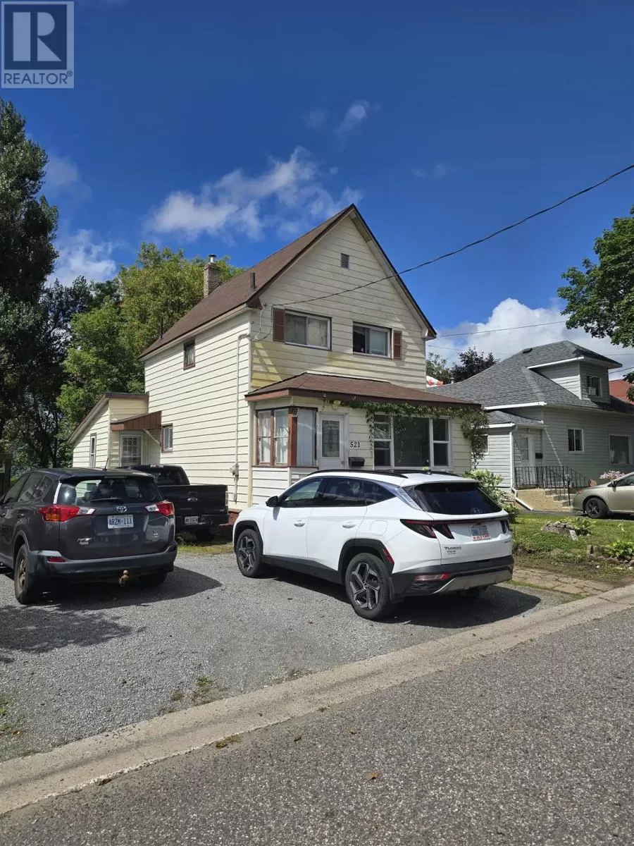 521 Bush St, Sault Ste. Marie, Ontario P6C 3H8