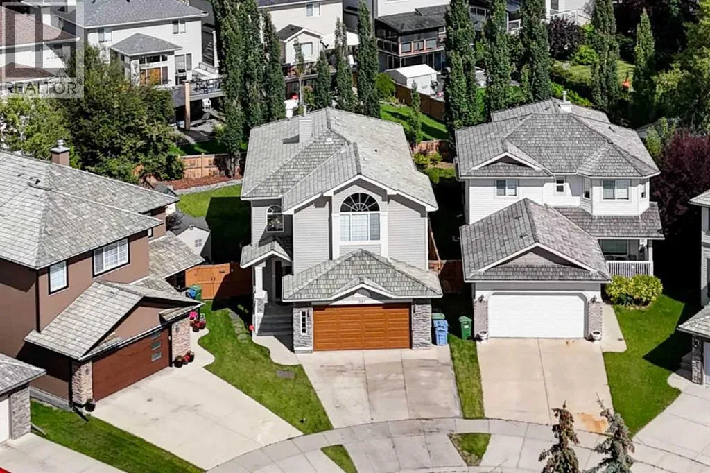 House for rent: 521 Rocky Ridge View Nw, Calgary, Alberta T3G 4X3